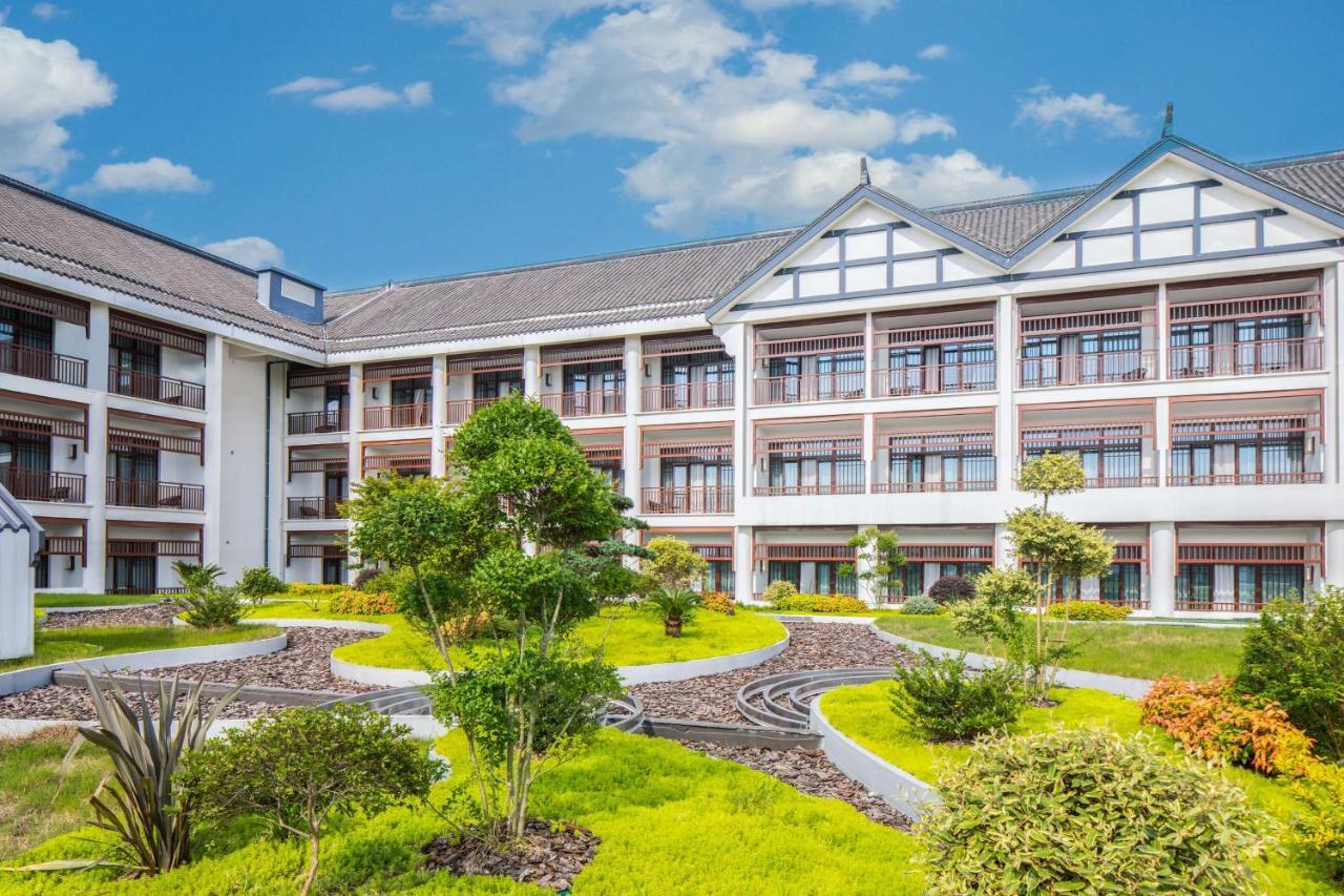 Radisson Blu Resort Wetland Park Wuxi  Exterior foto